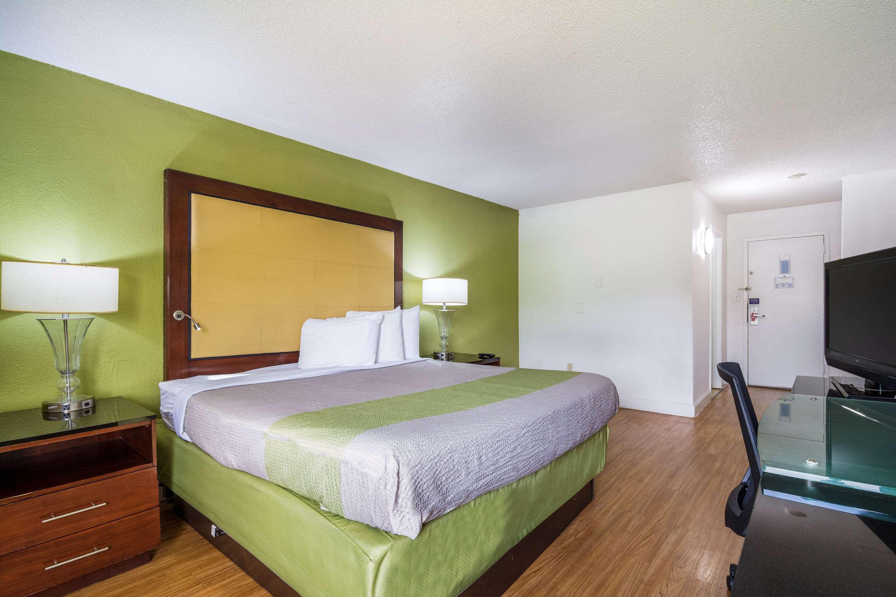 Econo Lodge Airport Near Billy Graham Parkway Charlotte Exteriér fotografie