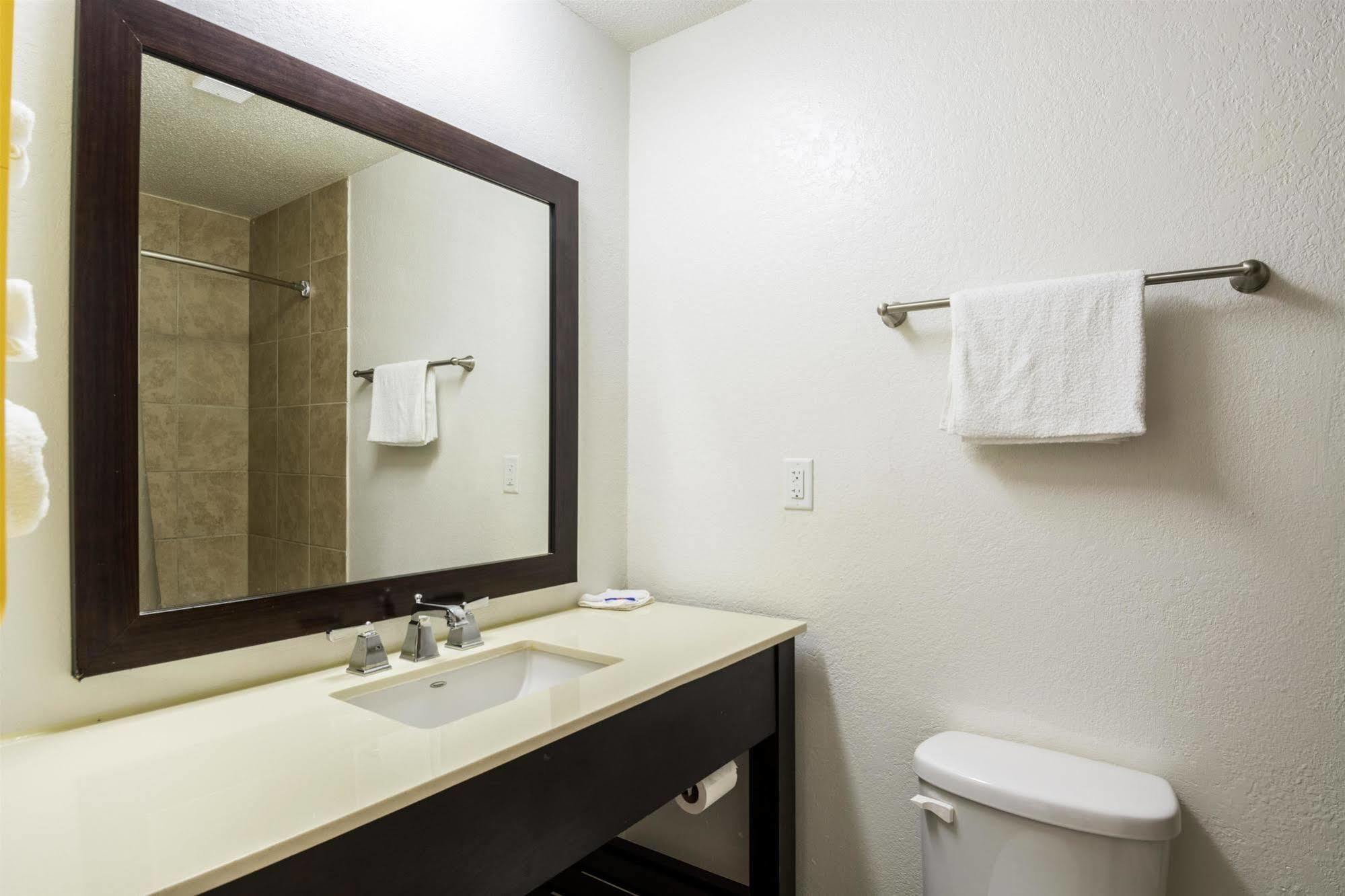 Econo Lodge Airport Near Billy Graham Parkway Charlotte Exteriér fotografie
